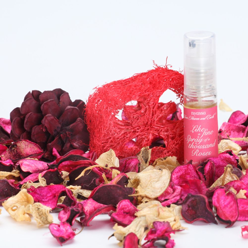 Like a Fine Spray of a Thousand Roses Potpourri Gift Set