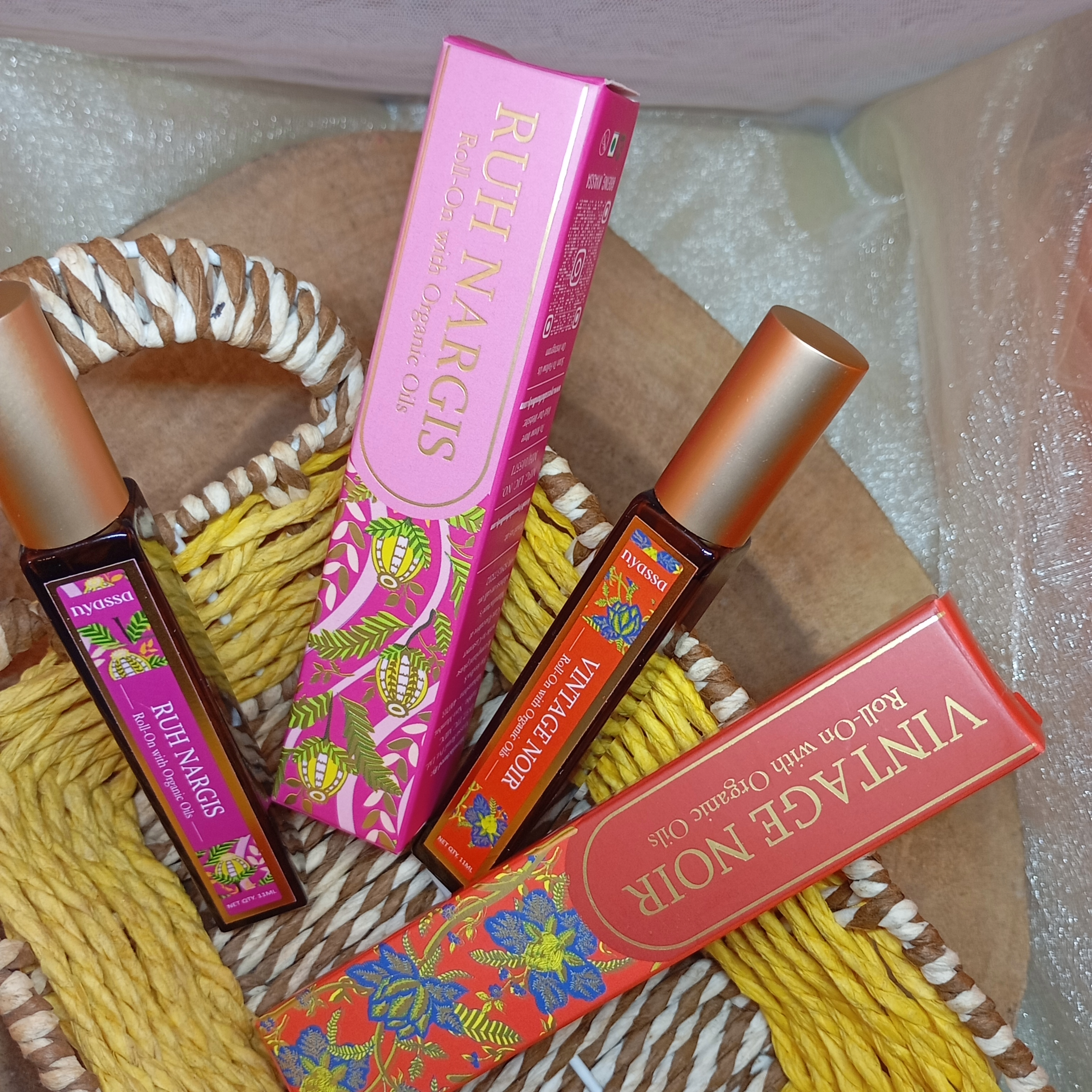 Nyassa Ruh Nargi Roll On with Organic Oils | Organic Cold Pressed Jojoba Oil, Sweet Almond Oil, Fragrance Oil and Vitamin E | 11ml