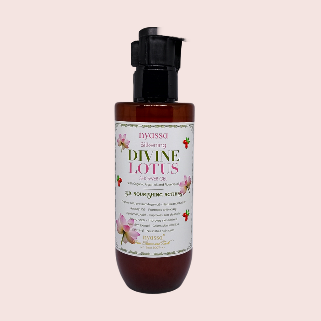 Silkening Divine Lotus Shower Gel with Organic Oil And Rosehip Oil
