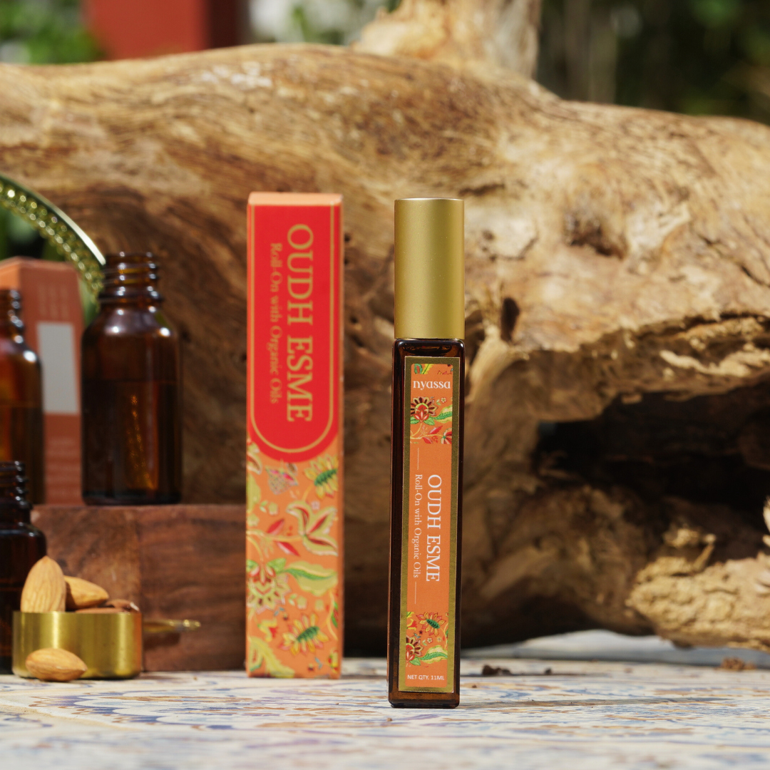 Oudh Esme Roll On with Organic Oils | Organic Cold Pressed Jojoba Oil, Sweet Almond Oil, Fragrance Oil and Vitamin E | 11ml