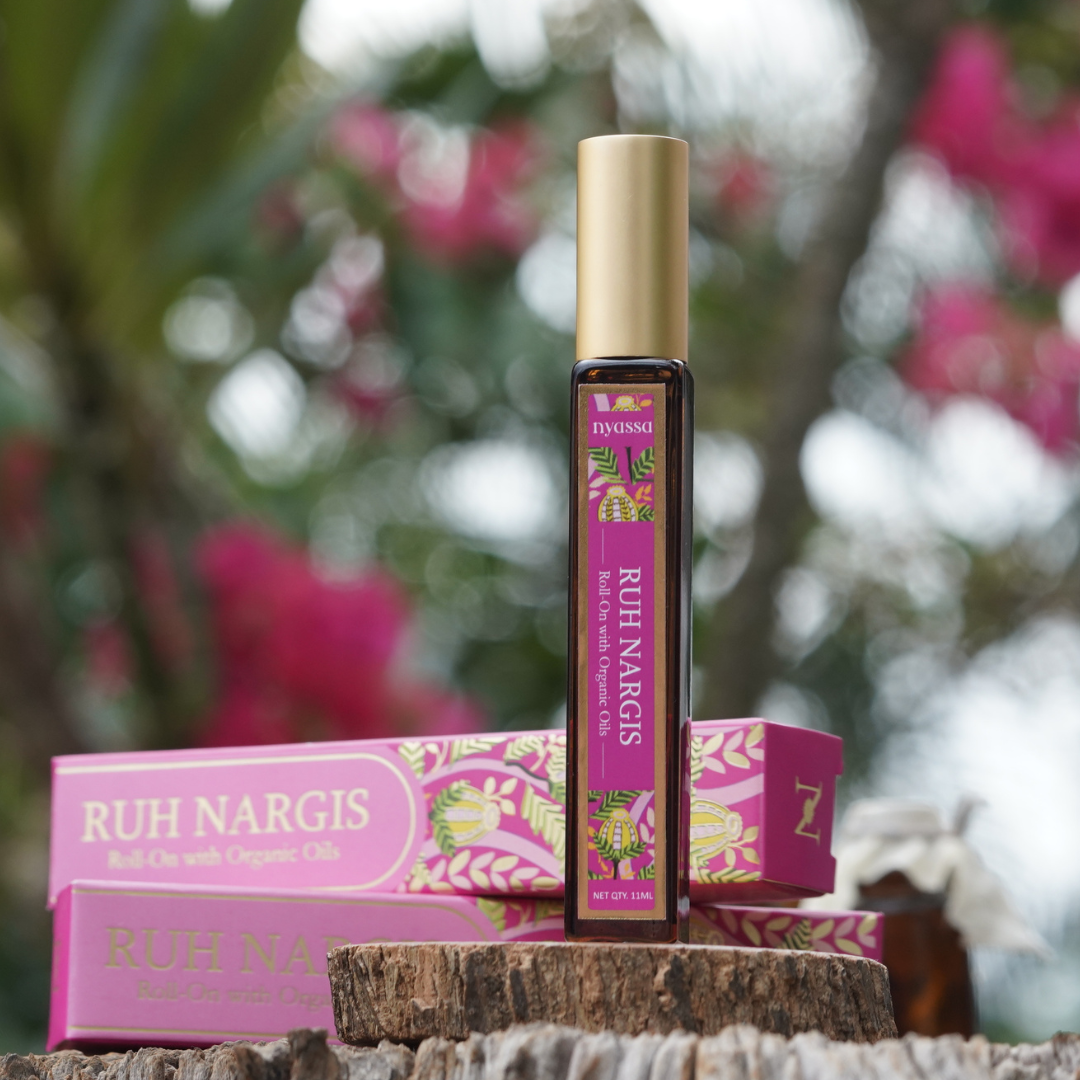 Nyassa Ruh Nargi Roll On with Organic Oils | Organic Cold Pressed Jojoba Oil, Sweet Almond Oil, Fragrance Oil and Vitamin E | 11ml