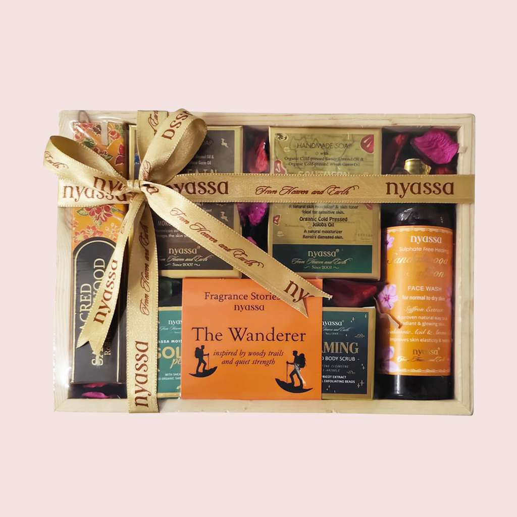 The fragrance stories by Nyassa: The Wanderer