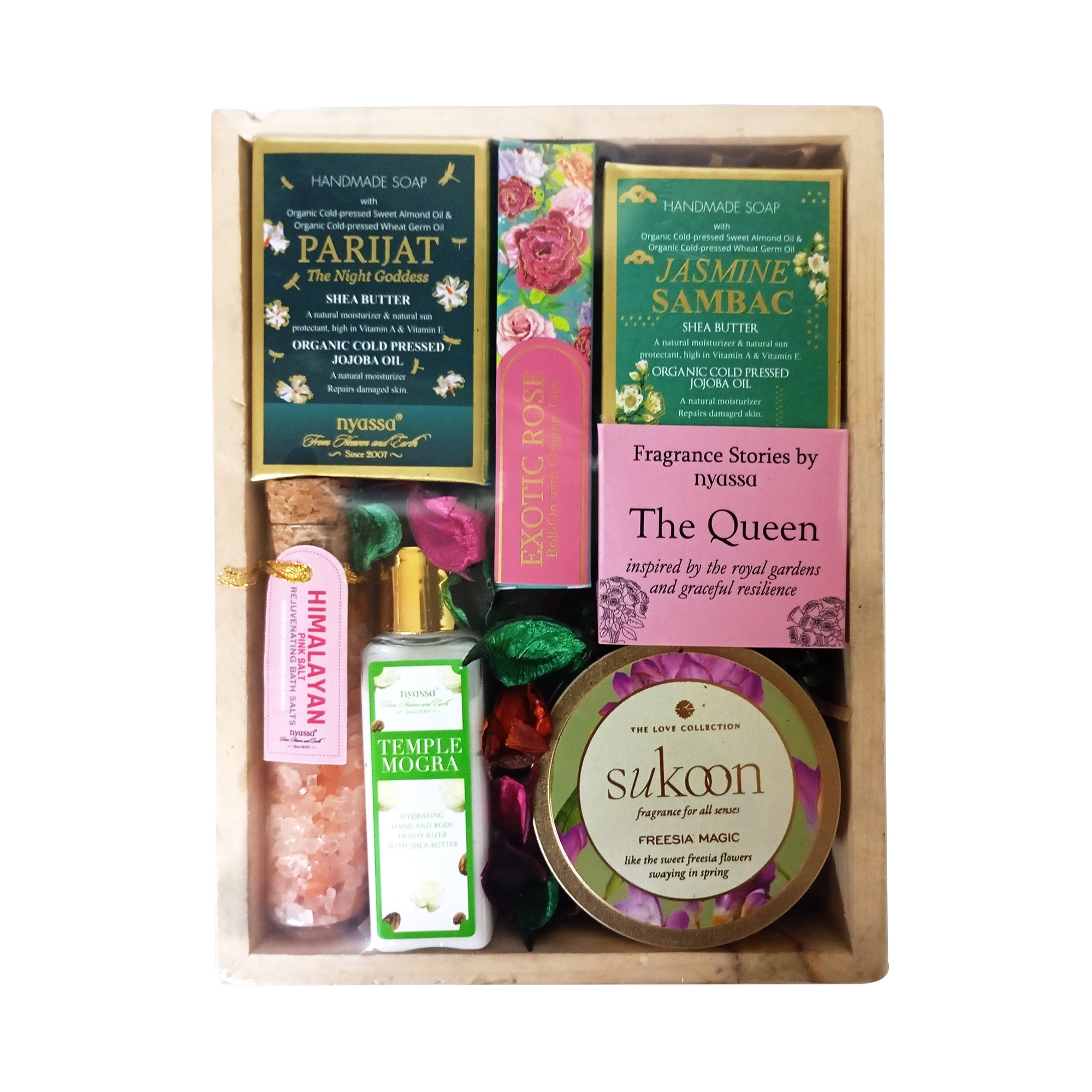 The fragrance stories by Nyassa: THE QUEEN